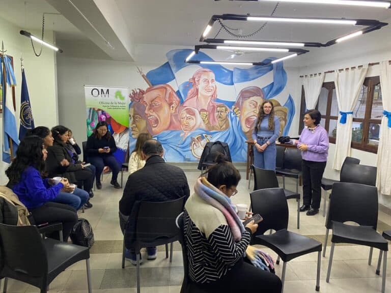 Capacitaron al Centro de Empleados de Comercio de Jujuy. 