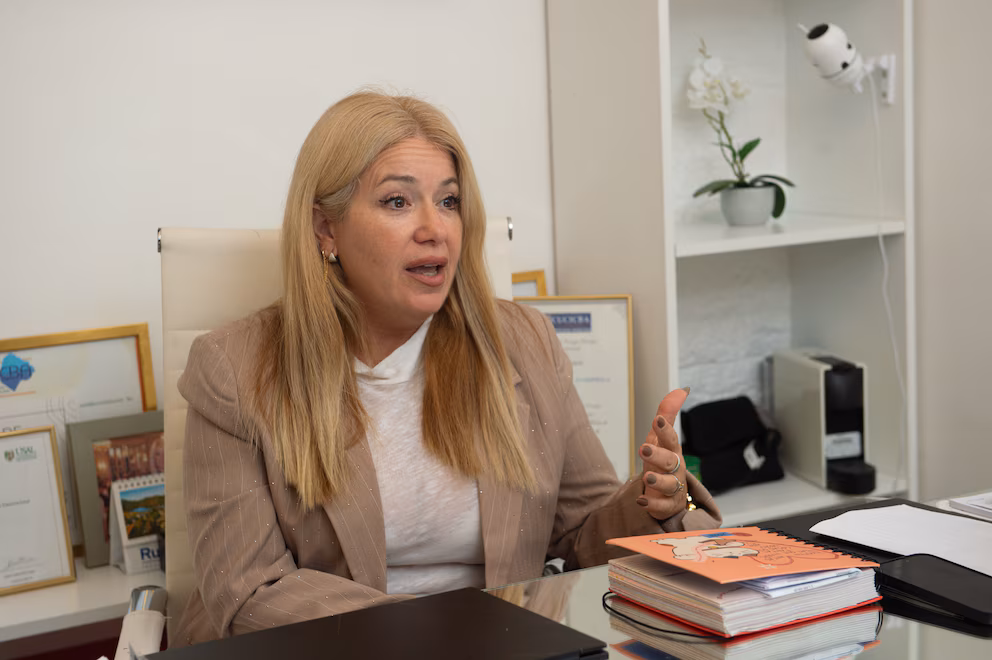 Caso Adorni: la inmobiliaria aseguró que el departamento de Caballito se ofreció a USD 340.000 y las jubiladas solo pusieron la firma