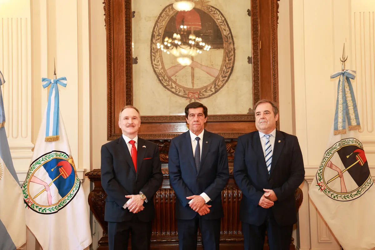 Sadir recibió al embajador de Estados Unidos en Argentina