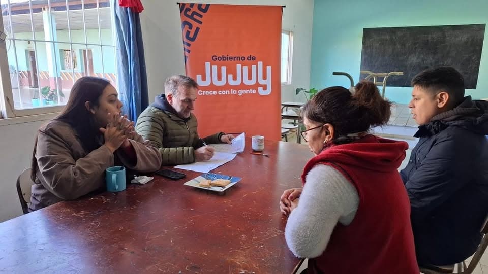 La oficina móvil brindó asesoramiento a personas con discapacidad en Alto Comedero
