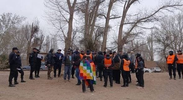 Por mandato de la Justicia, la Policía de la Provincia intervino en una disputa privada por tierras en Humahuaca