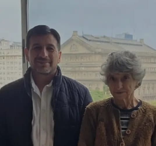 El presidente del ISJ visitó la delegación de CABA