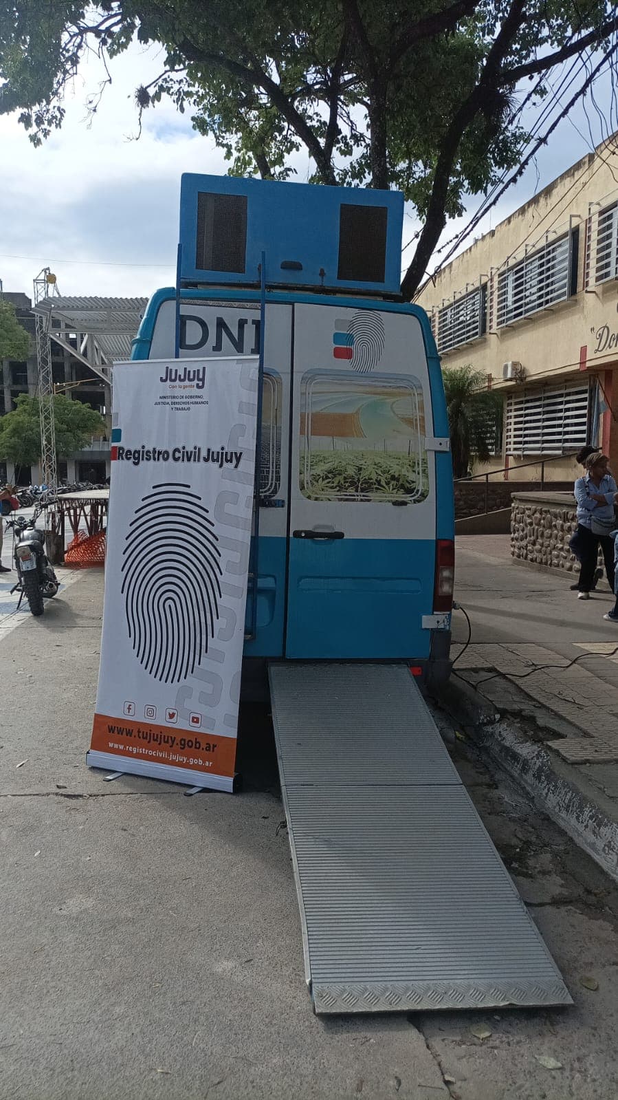 El Registro Civil llega a los barrios de San Pedro 