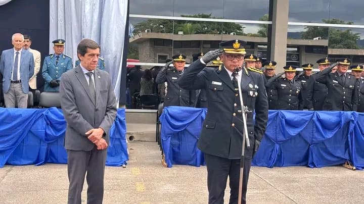 El gobernador Carlos Sadir tomó juramento a la nueva cúpula de la Policía de Jujuy 