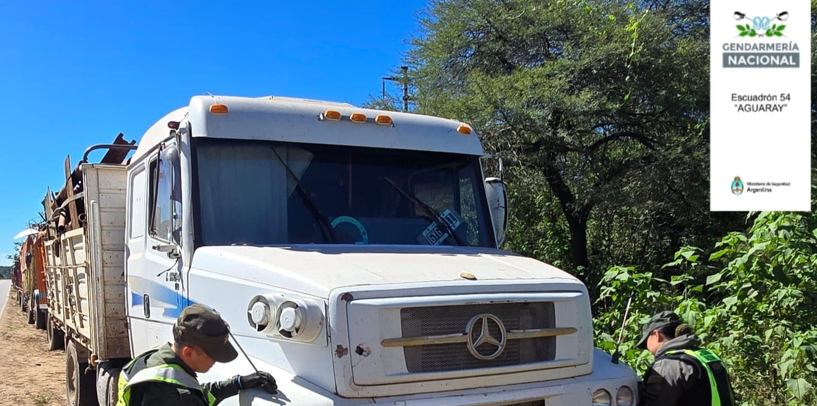Interceptan un convoy de 15 camiones cargados de chatarra ilegal en Aguaray
