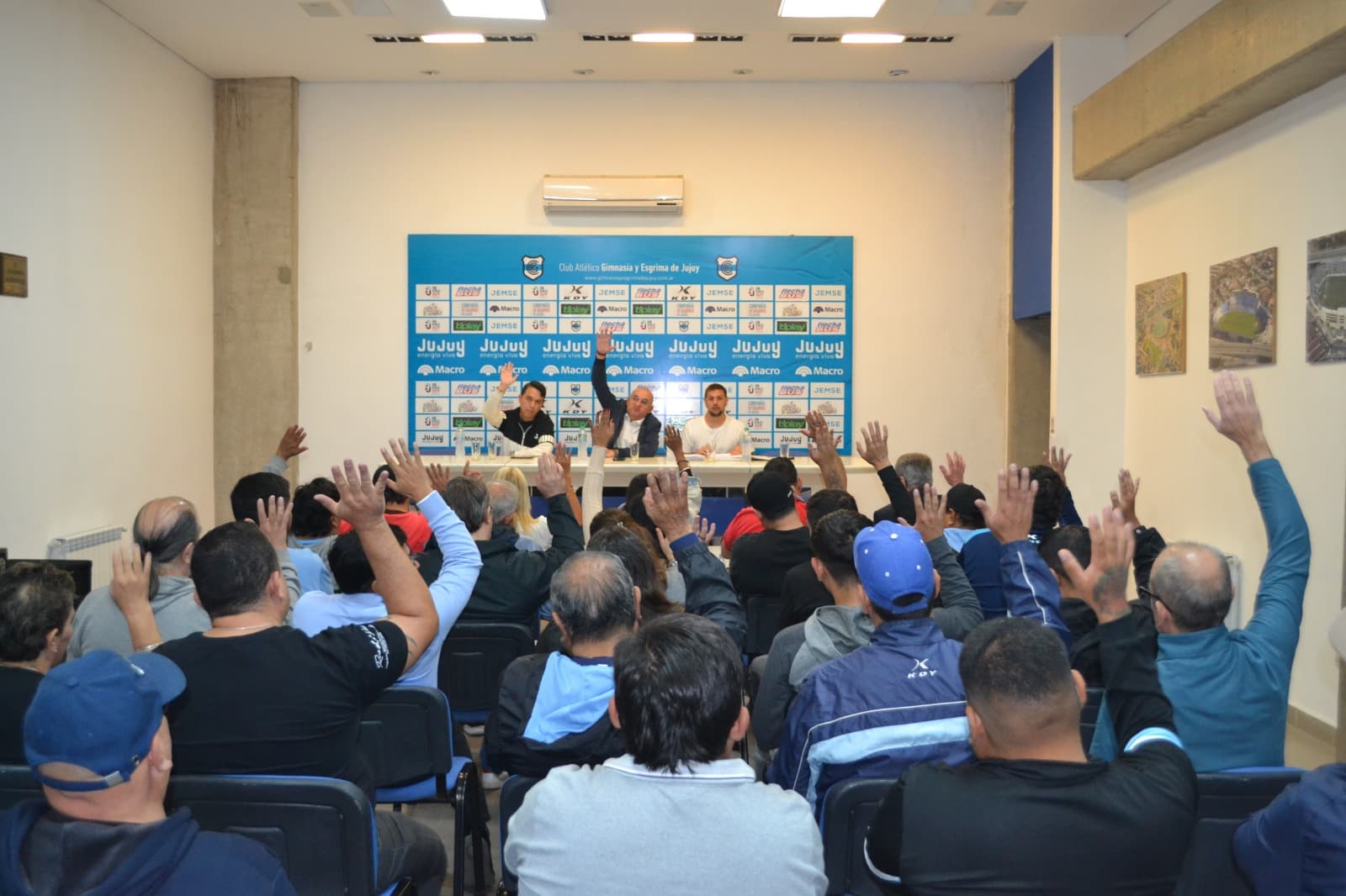 Los socios de Gimnasia aprobaron por unanimidad memorias y balances 2024 y 2025