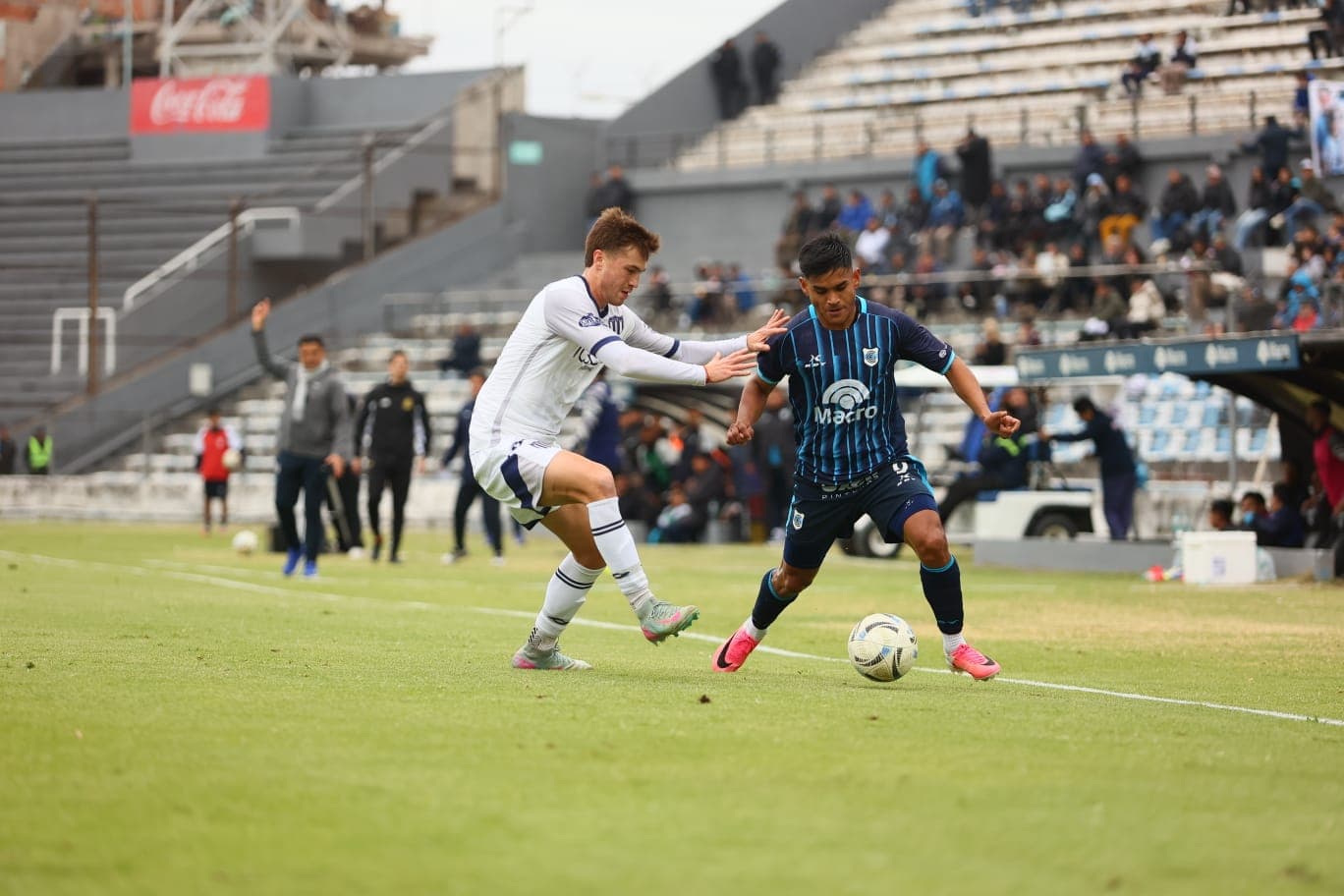 Primera Nacional: Gimnasia se reacomoda para seguir dando pelea